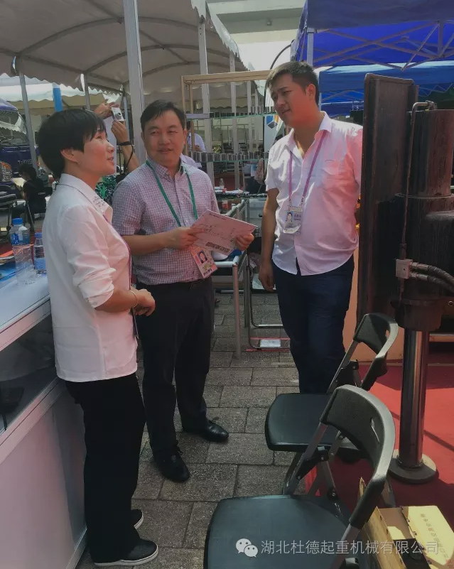 1476693271539876.png blob.png